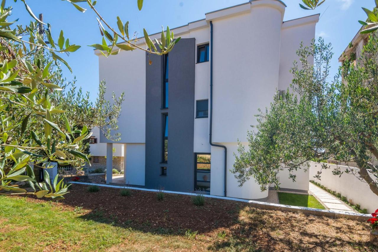 Maella Zadar