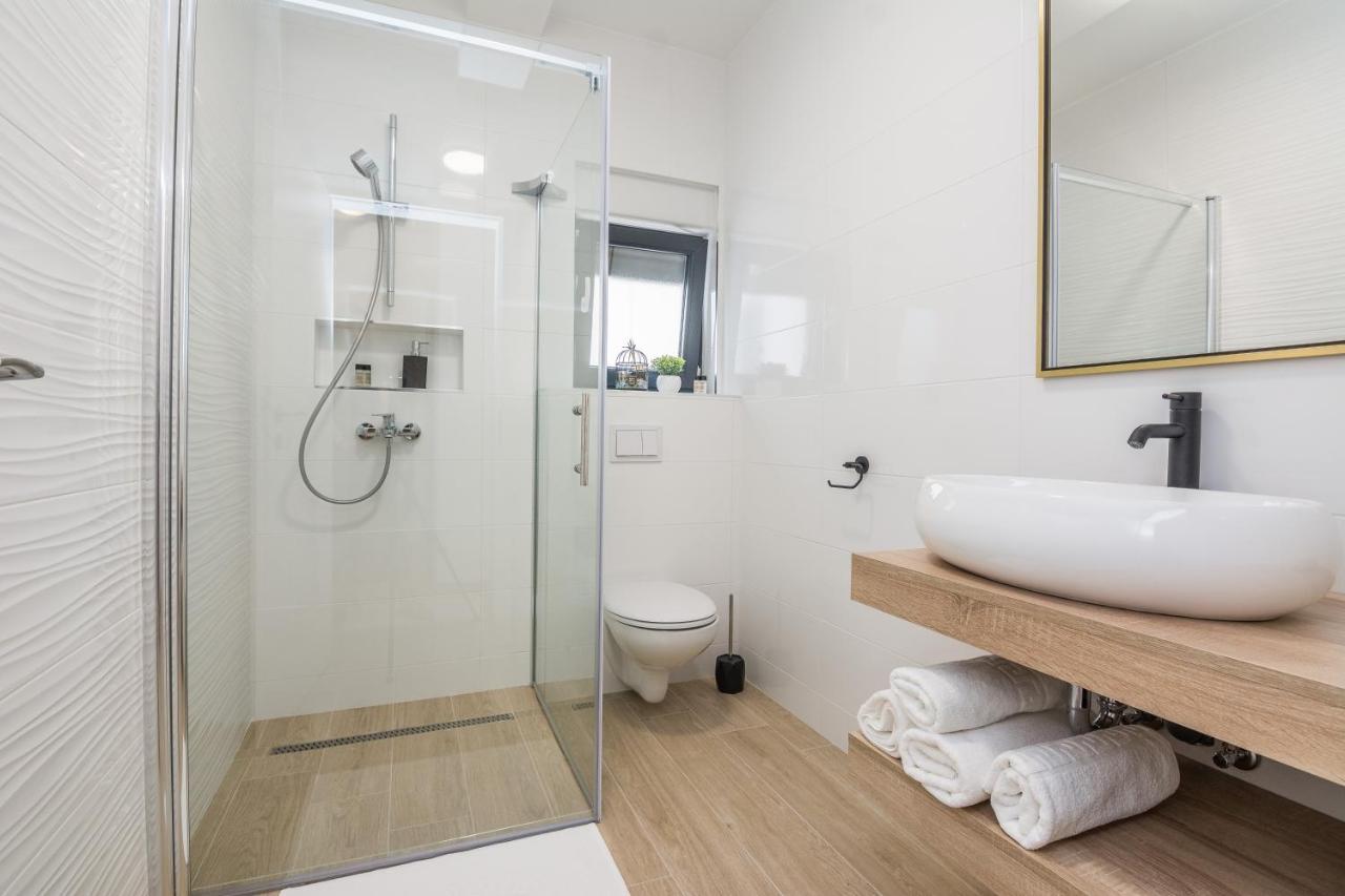 Maella Apartment